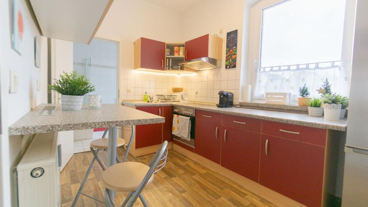 *central_50m2_kitchen_washer_netflix_parking Cottbus