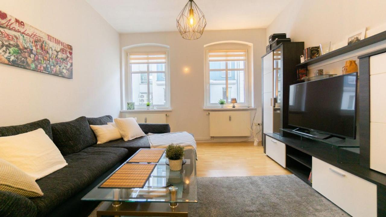 *central_50m2_kitchen_washer_netflix_parking Apartment Cottbus