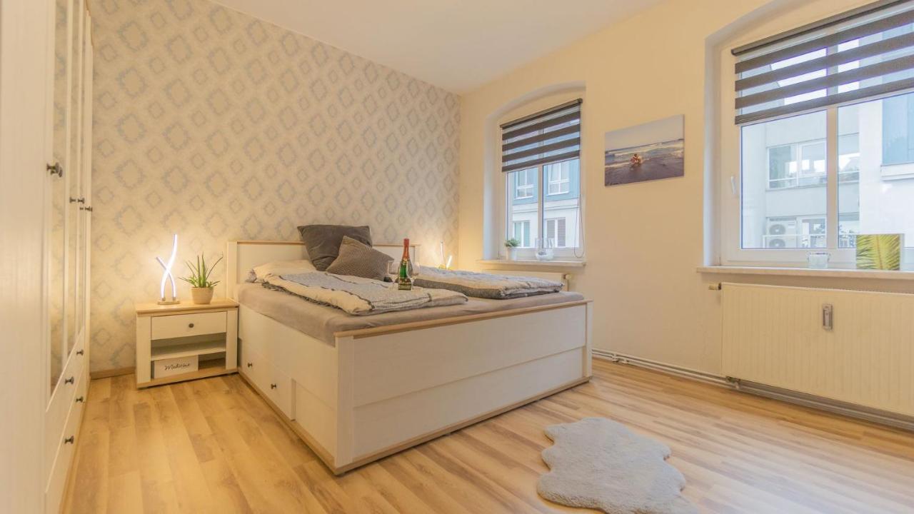*central_50m2_kitchen_washer_netflix_parking Apartment Cottbus